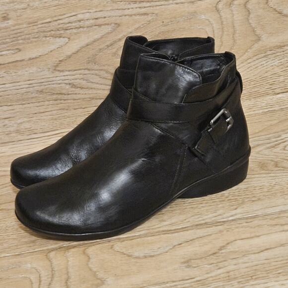 Naturalizer Cassandra Black Leather Ankle Boots Womens Booties 11M Buckle Zipper - Picture 1 of 9